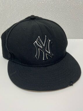New Era Black New York Yankees Fitted Hat with White Outline Logo